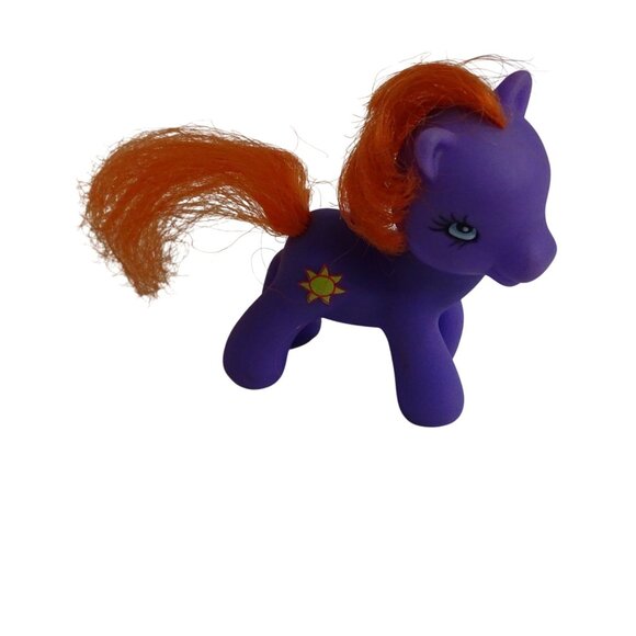 Gi-Go Purple Toy Pony Figurine With Orange Hair Sun Symbol Plastic 2.5 inch - Picture 3 of 6